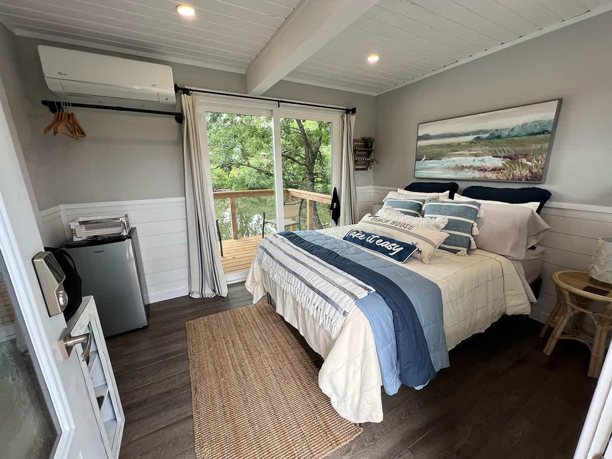Venue-Cabin-1-2